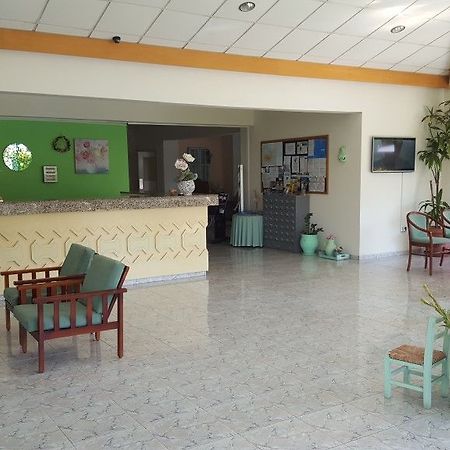 Mandalena Hotel Apartments プロタラス エクステリア 写真