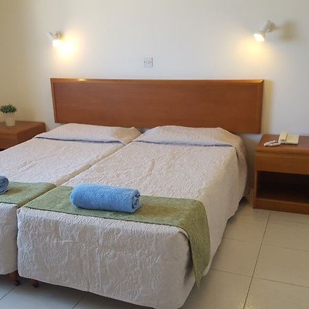 Mandalena Hotel Apartments プロタラス エクステリア 写真