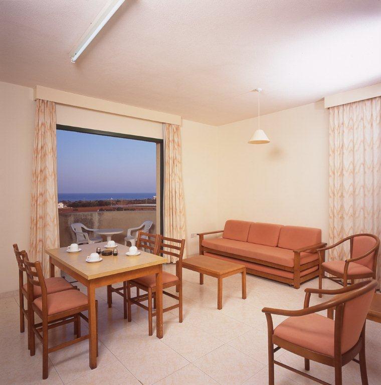 Mandalena Hotel Apartments プロタラス エクステリア 写真