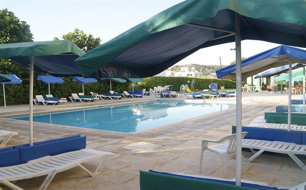 Mandalena Hotel Apartments プロタラス エクステリア 写真