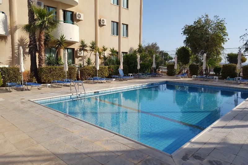 Mandalena Hotel Apartments プロタラス エクステリア 写真